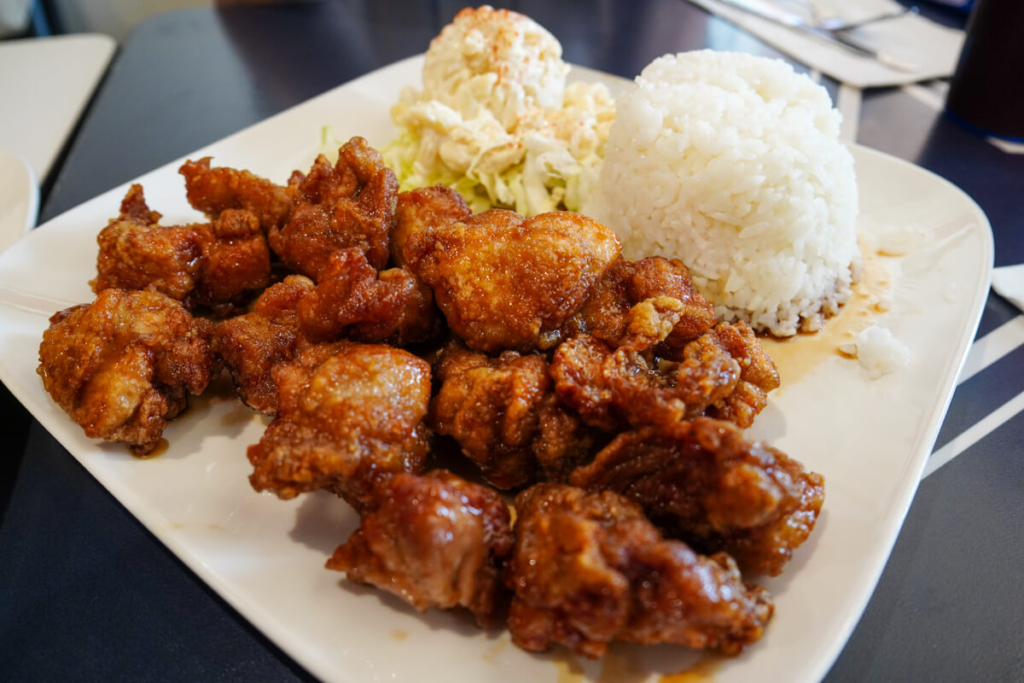 ハワイオアフ島カイルアのブーツアンドキモズのチキン